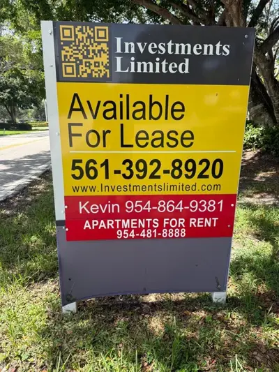 Exterior Signs on Posts Photo